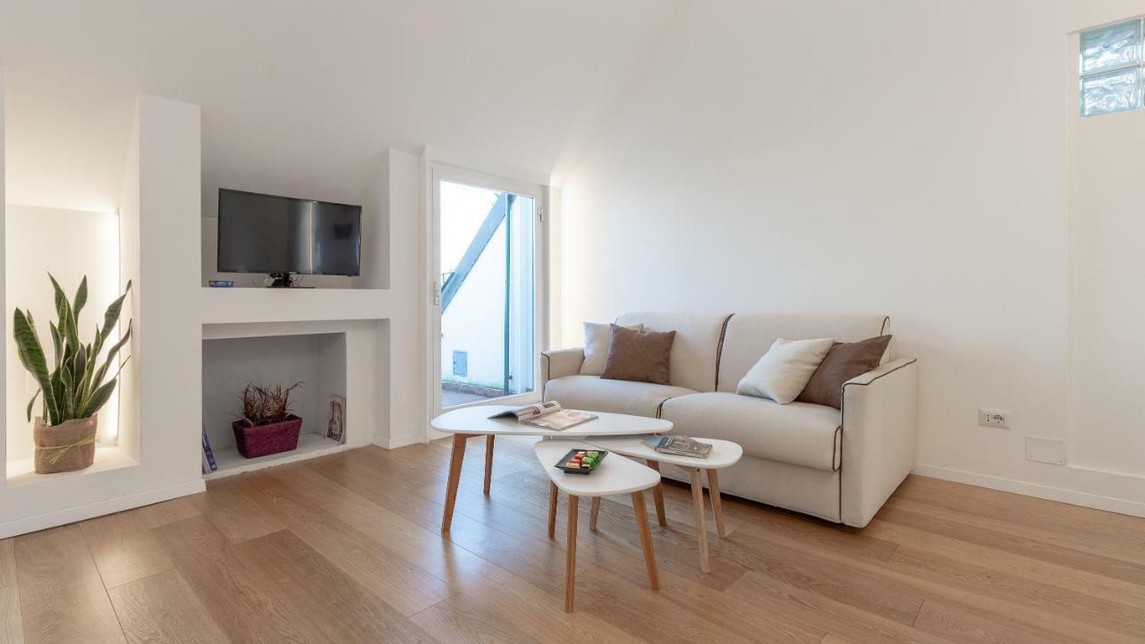 Stunning View Apartment Милан Экстерьер фото