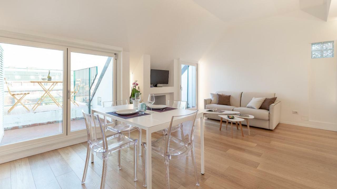 Stunning View Apartment Милан Экстерьер фото