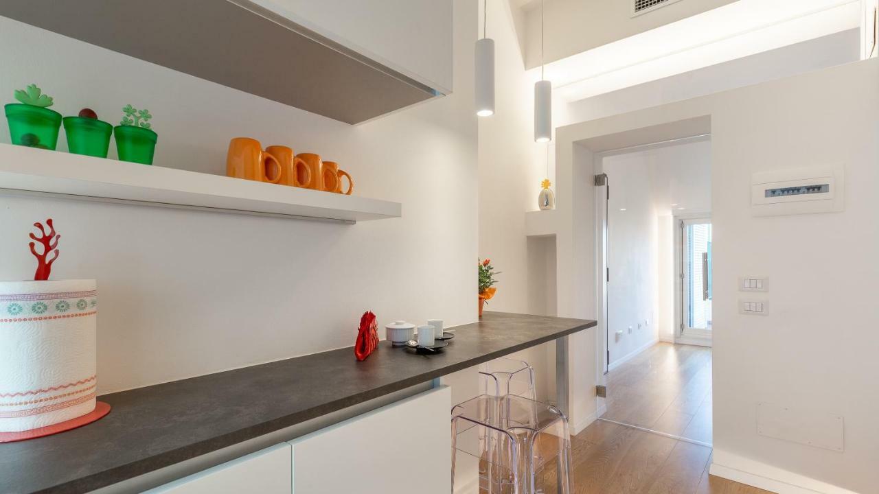 Stunning View Apartment Милан Экстерьер фото